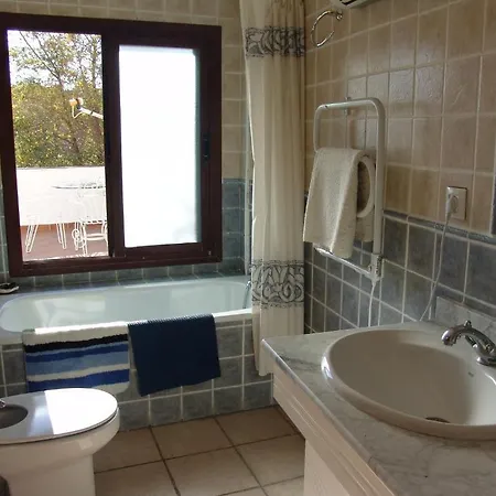 Casa Duende Del Tajo בית הארחה 2*